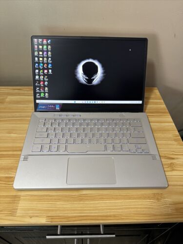 Mentenanță laptop